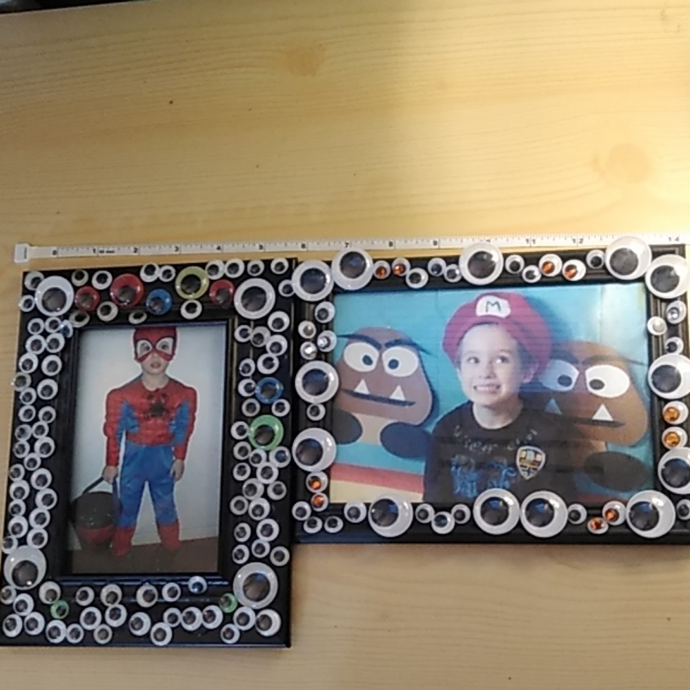 Handmade set of 2 googly eyes picture frames